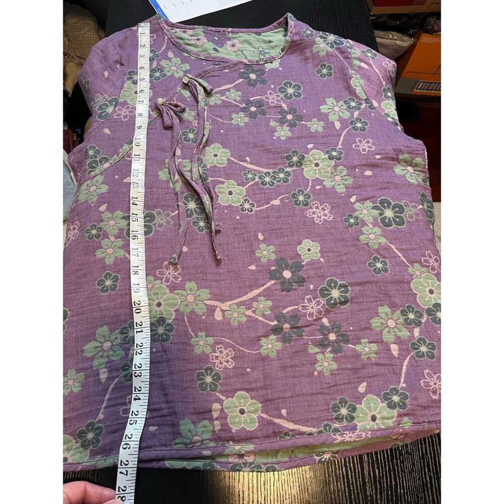 Super Soft and Comfy Asian-inspired Floral Top - Picture 3 of 7
